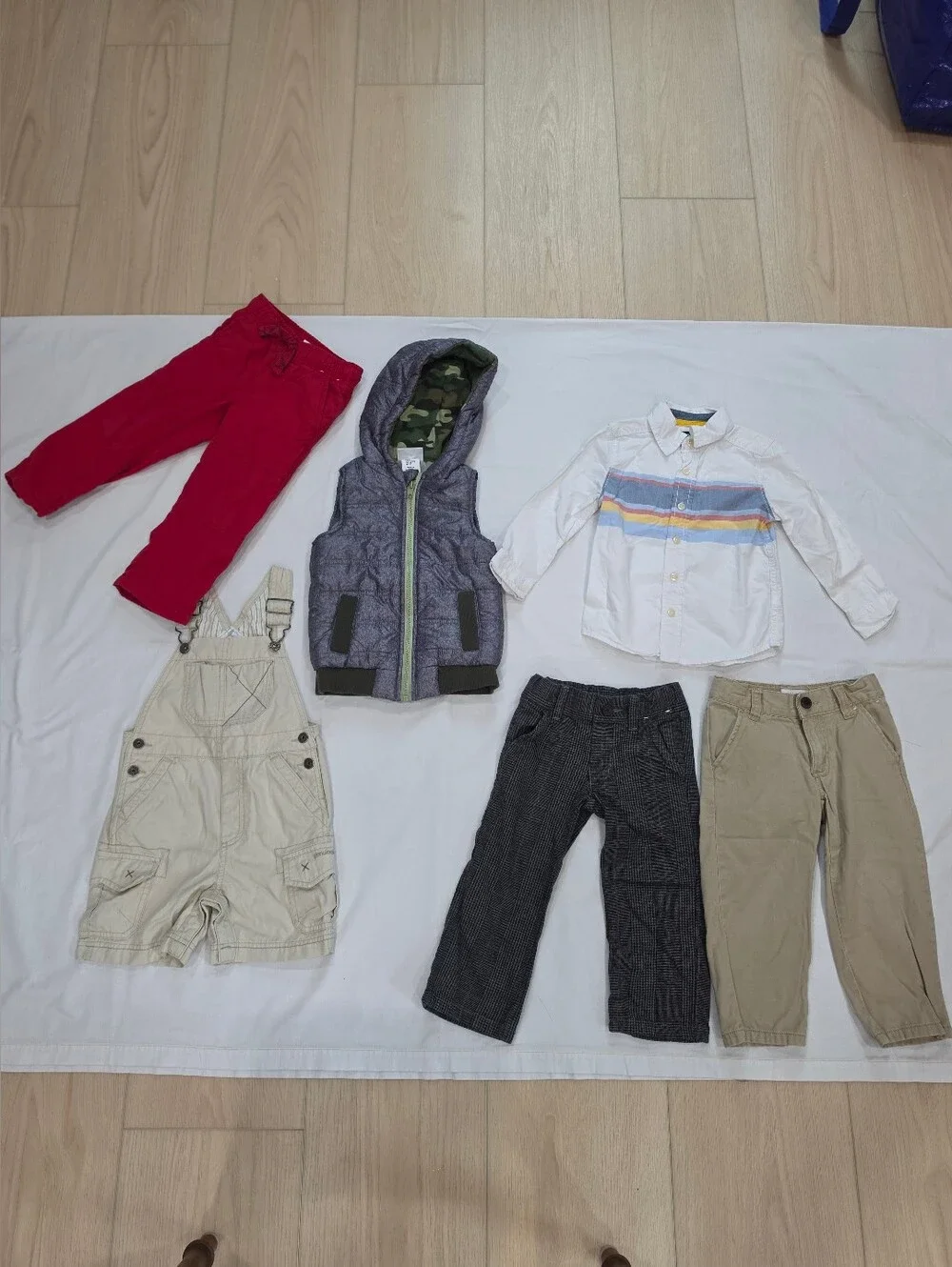 Boys 2T Clothing Bundle Gymboree OshKosh Tommy Bahama 6 Piece Lot